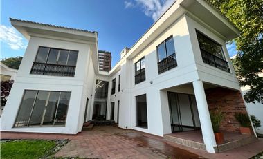 ARRIENDA CASA EN CONJUNTO CERRADO - SECTOR BATALLÓN