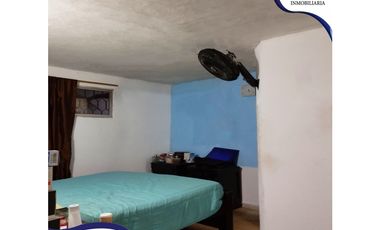 Se vende Casa de 2 pisos / Barrio Villa Estadio, Soledad