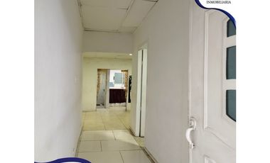 Se vende Casa de 2 pisos / Barrio Villa Estadio, Soledad