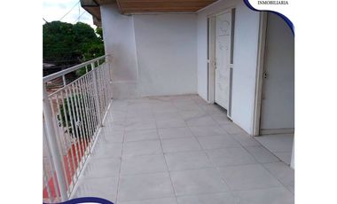 Se vende Casa de 2 pisos / Barrio Villa Estadio, Soledad