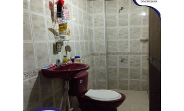 Se vende Casa de 2 pisos / Barrio Villa Estadio, Soledad
