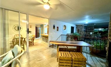Apartamento con salida la playa en bello horizonte