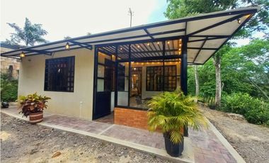 Maat vende Casa Campestre, Salitre Blanco-Villeta 400m2 $350Millones