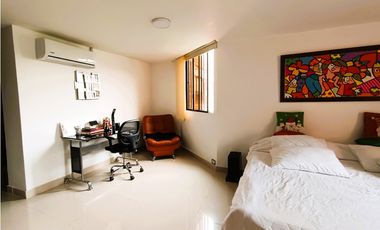 Apartamento dúplex en venta en El Poblado - Transversal Inferior