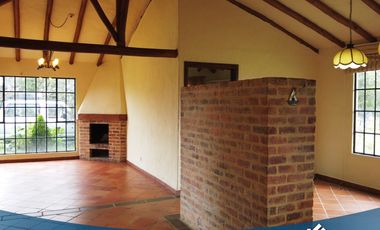 Vendo Hermosa Casa en Tabio Centro Santa Barbara