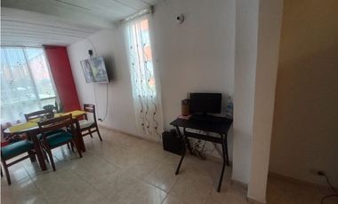 ACSI 720. Casa en venta, El Trebol Mz 7