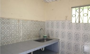Maat vende Casa Urbana, San Rafael-Villeta 480m2 $500Millones