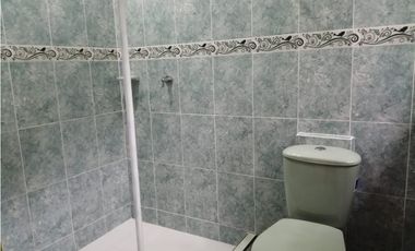Maat vende Casa Urbana, San Rafael-Villeta 480m2 $500Millones