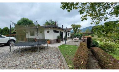 Espectacular Casa Campestre en Rancherias, Rionegro