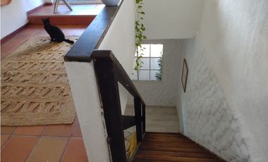 VENDO HERMOSA CASA  DUPLEX EN SALGAR