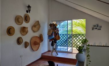 VENDO HERMOSA CASA  DUPLEX EN SALGAR