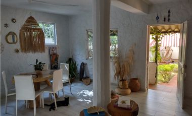 VENDO HERMOSA CASA  DUPLEX EN SALGAR