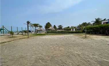 Alquilo hermosa y cómoda cabaña en Tolú en condominio privado