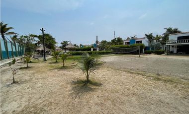 Alquilo hermosa y cómoda cabaña en Tolú en condominio privado