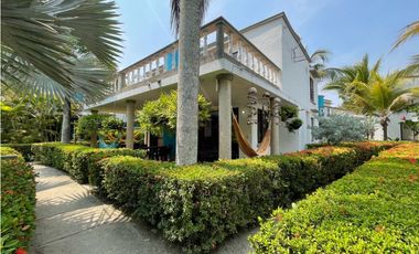 Alquilo hermosa y cómoda cabaña en Tolú en condominio privado