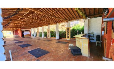 Vendo Local Comercial Barichara Sector Santa Barbara Casa La Palma