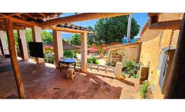 Vendo Local Comercial Barichara Sector Santa Barbara Casa La Palma