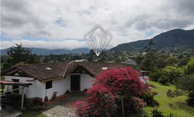 FINCA EN ARRIENDO  AMOBLADA EL CARMEN DE VIBORAL