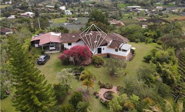 FINCA EN ARRIENDO  AMOBLADA EL CARMEN DE VIBORAL