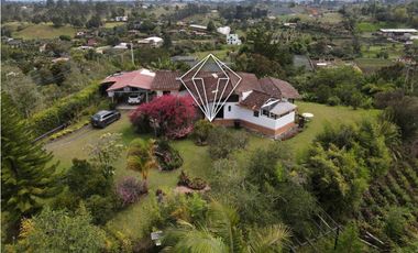 FINCA EN ARRIENDO  AMOBLADA EL CARMEN DE VIBORAL