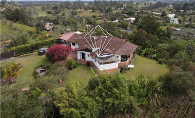 FINCA EN ARRIENDO  AMOBLADA EL CARMEN DE VIBORAL