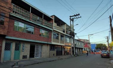 VENTA DE CASA RENTABLE EN KENNEDY CARVAJAL NEGOCIABLE