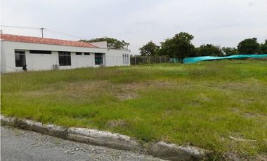 Lote terreno en venta en condominio cerrado Rozo Valle Colombia