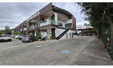 Local comercial en Mall Macedonia