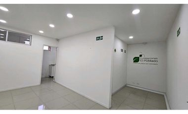 Local comercial en Mall Macedonia