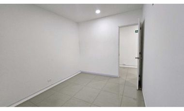 Local comercial en Mall Macedonia