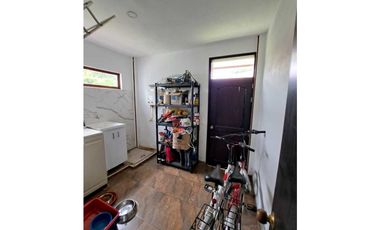 En Venta Casa Campestre en La Mesa  Conjunto Cerrado