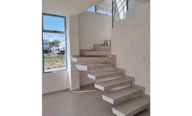 CÚCUTA- URB. COLINA CAMPESTRE - S. LOMITAS -VENTA DE CASA  ESQUINERA