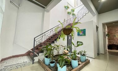 ALQUILER DE OFICINAS EN EL BARRIO CENTENARIO AL NORTE-OESTE DE CALI