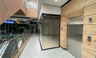 LOCAL COMERCIAL EN LA CALERA