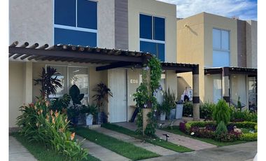 VENDO EN CARTAGENA CASA REMODELADA EN CONDOMINIO EL DORAL Z.NORTE