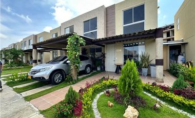 VENDO EN CARTAGENA CASA REMODELADA EN CONDOMINIO EL DORAL Z.NORTE
