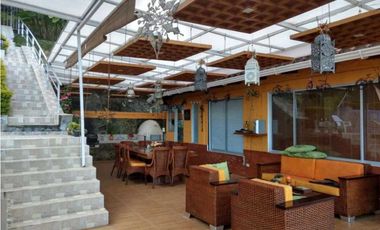 FINCA EN VENTA MOTEBELLO-LA CASTILLA CALI 128.000 MT 3 CASAS