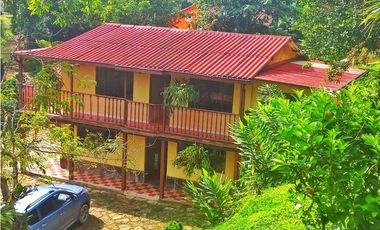Maat vende finca en La Vega - 25.000m2 $800Millones