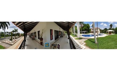 SE VENDE ESPECTACULAR FINCA EN CERRITOS.