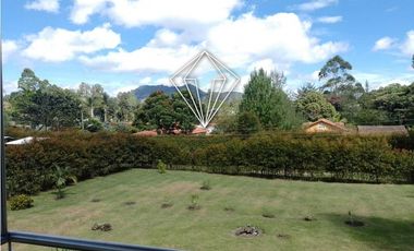 CASA CAMPESTRE EN VENTA EN EL CARMEN DE VIBORAL