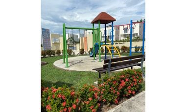 CASA EN CONDOMINIO CON PISCINA RICAURTE