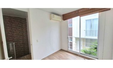 CASA EN CONDOMINIO CON PISCINA RICAURTE