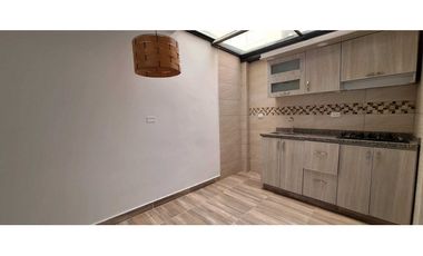 CASA EN CONDOMINIO CON PISCINA RICAURTE