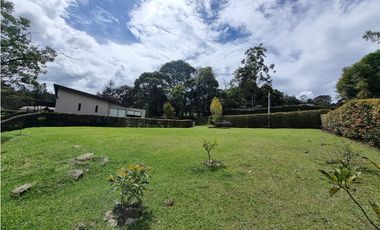 Venta de Lote en El Retiro Via Pantanillo