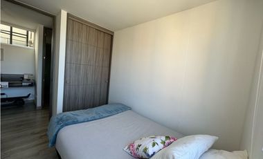 Arriendo apartamento esquinero cuarto piso en cajica en conjunto.