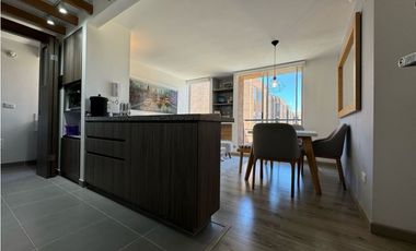 Arriendo apartamento esquinero cuarto piso en cajica en conjunto.