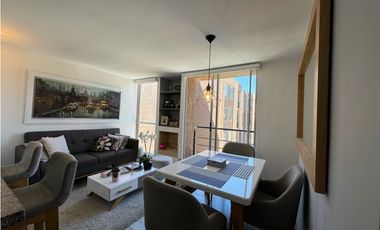 Arriendo apartamento esquinero cuarto piso en cajica en conjunto.