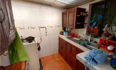 Casa lote Urbano muy cerca al centro de La Mesa Cundinamarca