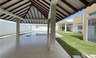 ESTRENA CASA EN UNO DE LOS MEJORES CONJUNTOS DE MONTERIA