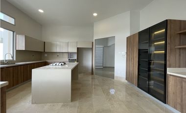 ESTRENA CASA EN UNO DE LOS MEJORES CONJUNTOS DE MONTERIA